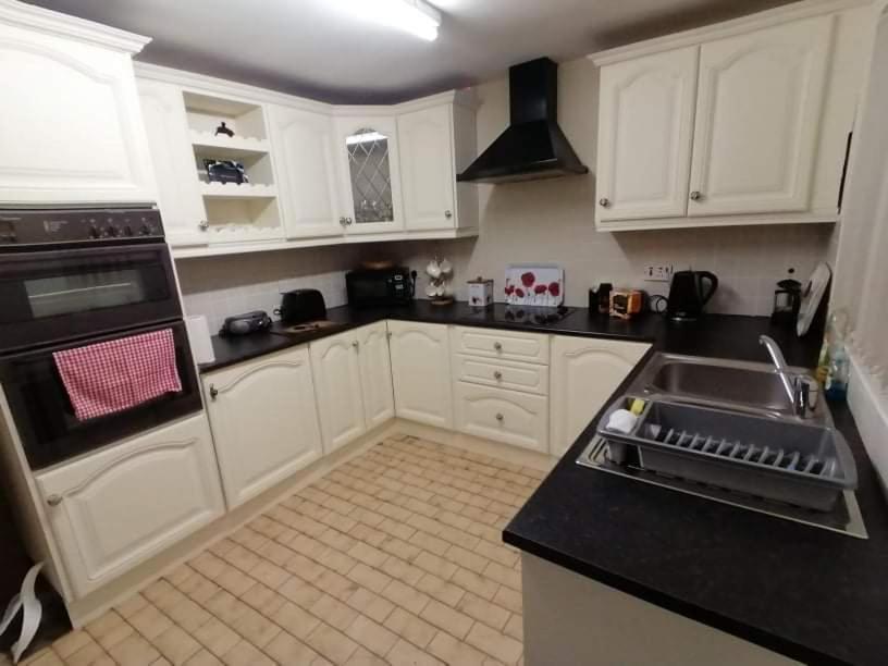 Comfy Quiet Town House Βίλα Strabane Εξωτερικό φωτογραφία